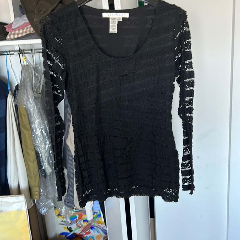 Max studio lace black shirt